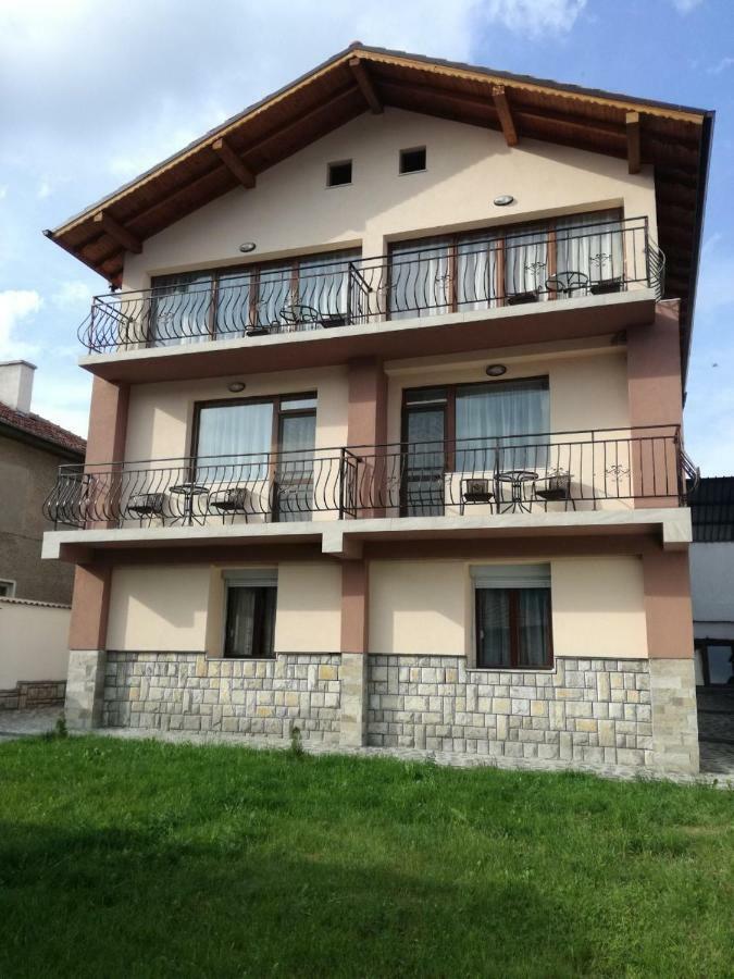 Hotel Къща Генчеви Syrnica Zewnętrze zdjęcie